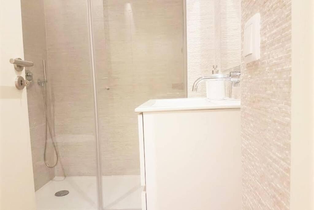 Sweet Apartments Downtown Вила-Нова-ди-Фамаликан Экстерьер фото